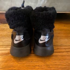COPY - Comfy warm Nike boots